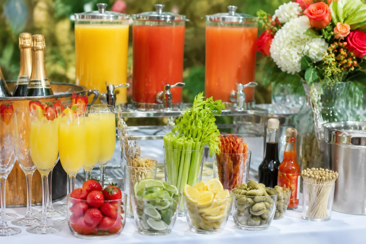 10 Wedding Catering Mistakes to Avoid at All Costs